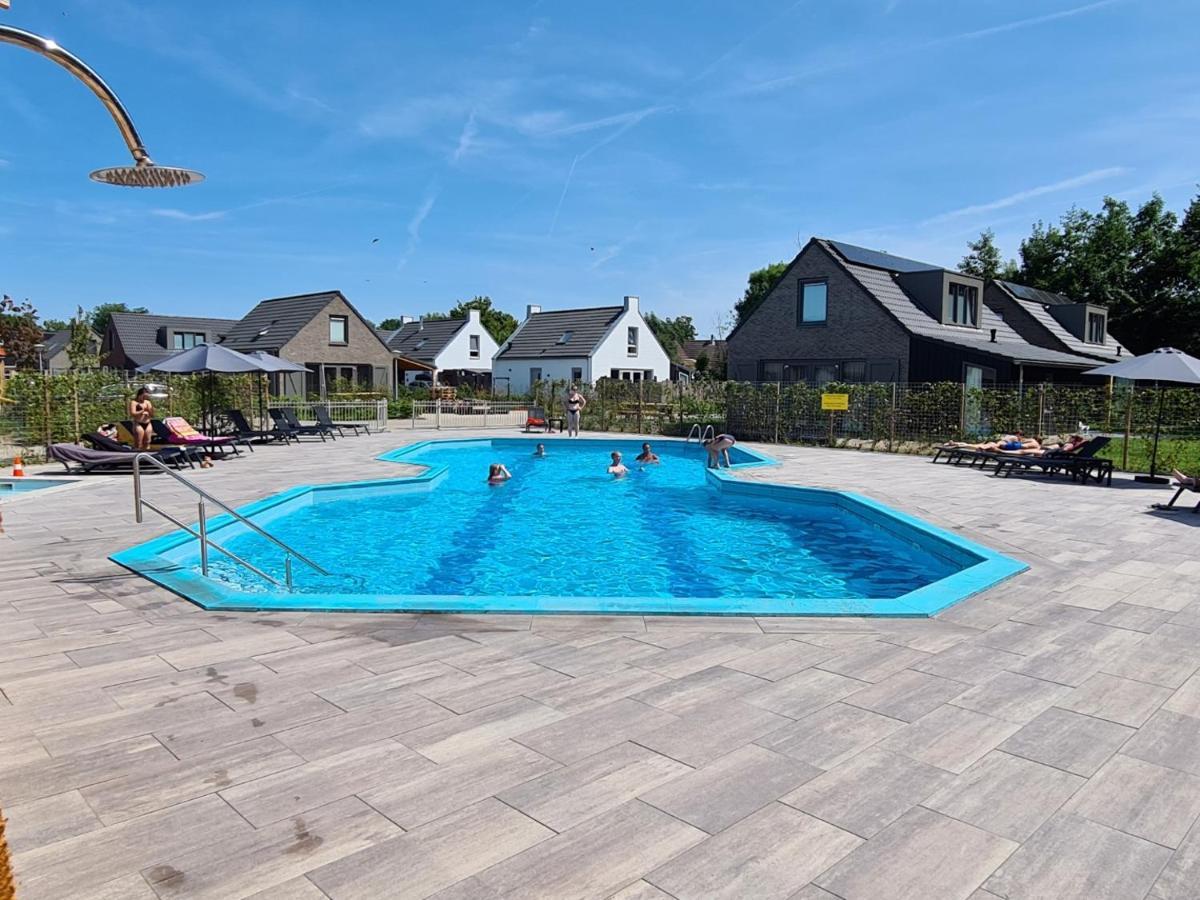 Chalet 550 Op Recreatiepark De Wielen Sint Maarten Exterior photo